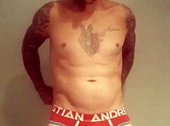 wtfafterlockup update shows tattooed blue eyes masturbating