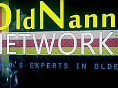 Old nanny gives blonde mature a sensual massage and masturbation 😏