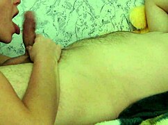 Watch Helg eat that creampie in public