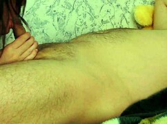 Watch Helg eat that creampie in public