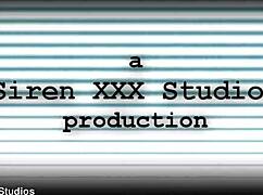 Blonde Milf Stretches Pussy In Hotel Reality