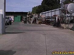 cock sucking aussie girlfriend creampied in reality couple scene