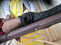 Desi Doctor Sahiya Gives Handjob to Patient