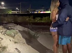 Wife asks for help crossing the train tracks and rewards the helpful guy with flashing, big pussy, and cum in mouth! 😏