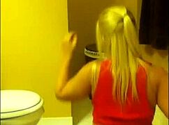 Hot Amateur Big Ass Shaking In Private Webcam