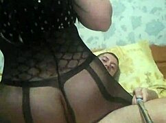 BRUNETTE BIG ASS RIDING COCK WET PUSSY