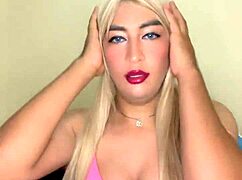 transsexual diabla has small rich tits, come see 😏
