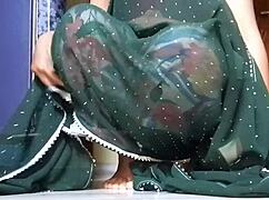 you watch this chubby brunette fingering her chut?