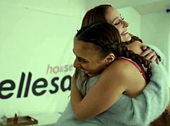 Power Couple Laney Grey & Brad Newman Make Gia Derza Wiggle 😘