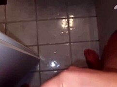 Couldn't resist jerking off to my friend in the shower 😏