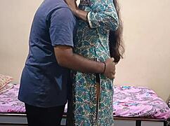 misthibhabi ne budha ke sath me cream pie chudai kiya