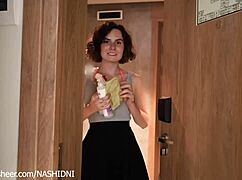 House Cleaning Lady Offers Sex for Cash 😏