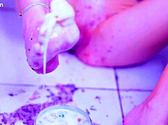 Bia Roman Gets Her Sexy Feet All Messy