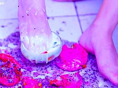 Bia Roman Gets Her Sexy Feet All Messy
