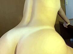 Her Perfect Body Looks Amazing Riding Sideways In Homemade Video