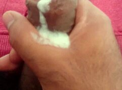 My first video lonely at home, just me masturbating and cumming all by myself in this homemade setup.