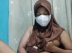 Mahasiswi Hijab Cantik Masturbasi Ketika Rumah Sedang Sepi