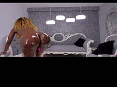 big ass big tits black ebony babe gets worshipped