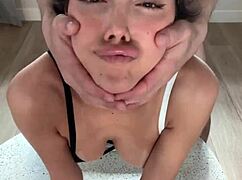 Ruthlee se folla a su hermanastro con squirting y eyaculacion femenina en pov amateur