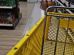 Venezuelan hotwife flashing her big ass in a supermarket in medellin colombia cuckold filming