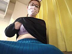 A married woman masturbates in the kitchen full video