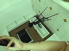 DUAS GATAS CHUPANDO E QUERENDO LEITE! Cum for them now!