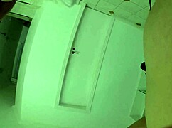 DUAS GATAS CHUPANDO E QUERENDO LEITE! Cum for them now!