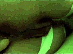 Ela struts instead of walking?