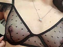 Eu Me Maquiando E Arrumando O Cabelo Com Tesão Quero Um Safado Para Me Comer E Gozar Dentro Do Meu Cu