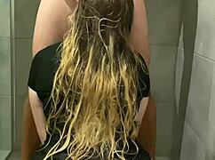 Stepbro catches horny sis in shower and fucks her - Olivia Bay