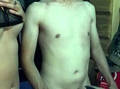 grabamos x webcam fati muestra y despues se la meto a mi novia en trio apasionado