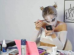 Harley Quinn Makeup Tutorial by Miss Daisy Diamond for Halloween