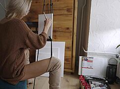 painting a suggestive pussy flower design