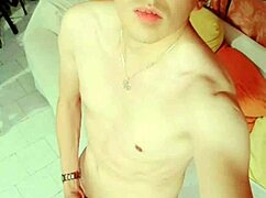 Masturbándome Usando Mi Nuevo Sombrero!