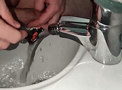 I jerk off and cum hard