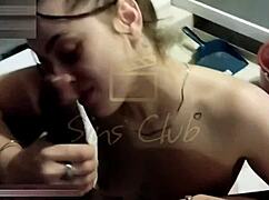 Uma verdadeira cena cuckold onde o marido grava a esposa sendo arrebentada por 24cm de rola grossa.