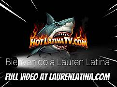 venezolanas invite trio in shower