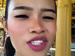 Feeling Overwhelmed By Beauty's Speech While She Shows Off That Huge Dead Dick Style Dildo