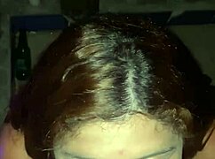 ruivinha safada sucking her husband at the club