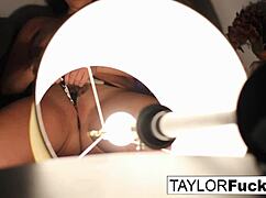 Taylor vixen masturbates in hotel room