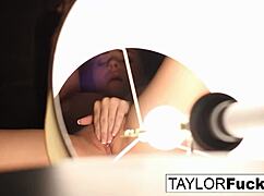 Taylor vixen masturbates in hotel room