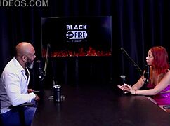 ruiva safada mostra seu cu depois de dizer que o esposo sugeriu a entrada no meio liberal gosta de pau grande e grosso e n�o assiste as cenas - bruna ferrari watch on sheer red