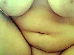 masturbacao anal with vibrator in big pussy