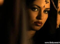 Beautiful nude chick from Bollywood dances erotically