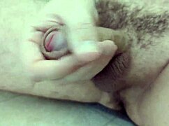 quick masturbation at the bathroom