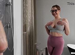 i make her sweat with intense shower sex and blowjobs