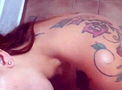 marido roludo mandou a esposa ajoelhar e chupa a pica dele