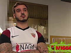 Jennifer Dominic's 3-kilo tits deflower a young 18+ man intensely