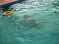 After having a good time at the pool i fucked a fat bitch to cumshot