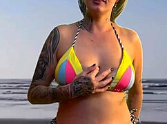 i left the beach waiter hard and begging to grab my ass